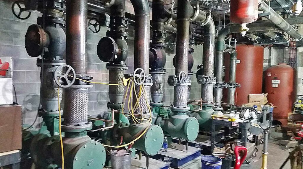 mowbray-son-portfolio-Four-Bears-Event-Center-6